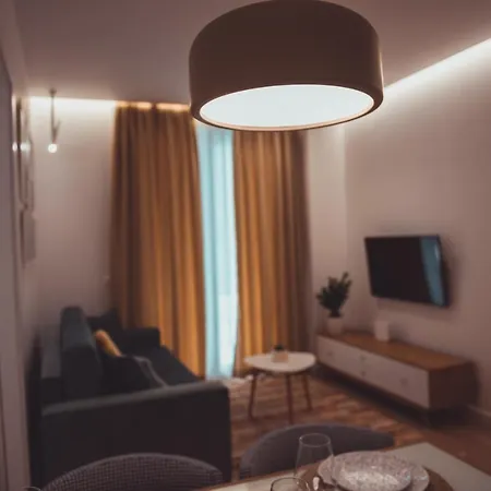 Tam Skanderbeg Square Serviced Center No1 Appartement