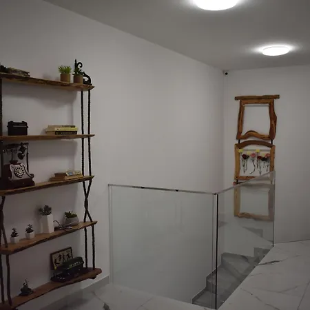 Tam Skanderbeg Square Serviced Center No1