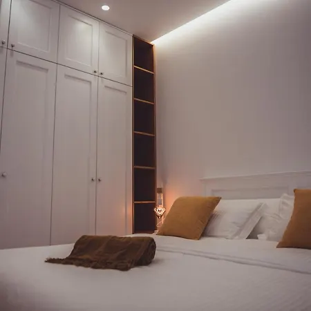 Tam Skanderbeg Square Serviced Center No1 * Tiran