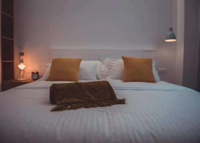 Tam Skanderbeg Square Serviced Center No1 *