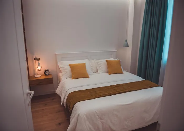 Tam Skanderbeg Square Serviced Center No1 Apartment