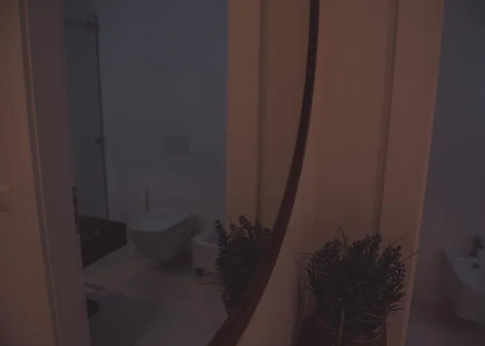 Tam Skanderbeg Square Serviced Center No1